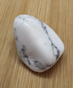 Alternative view of Magnezit - polirani oblutak