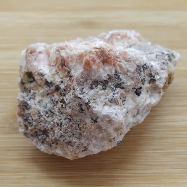 Alternative view of Barit - neobrađeni grumen