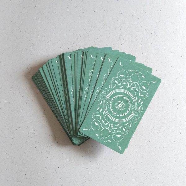 Avisomnia tarot umjetnice Orla Bird karte pozadina