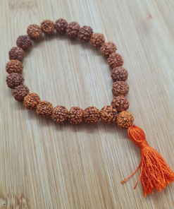 Rudraksha narukvica