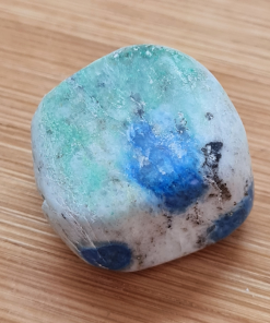 Alternative view of K-2 granit - polirani oblutak