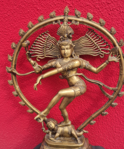 Alternative view of Shiva Nataraja figura od mesinga