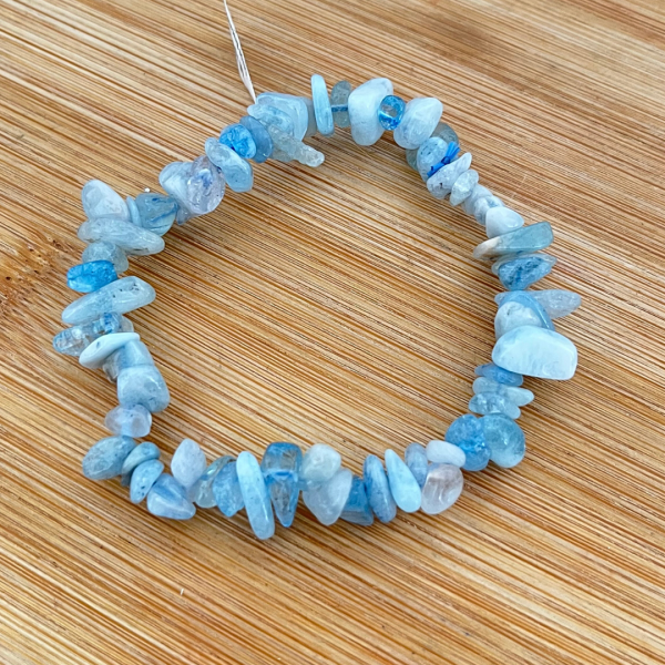 Akvamarin tamni – narukvica “chips”