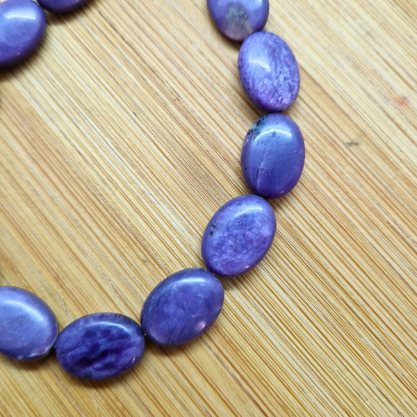 Charoite (Čaroit) narukvica oval