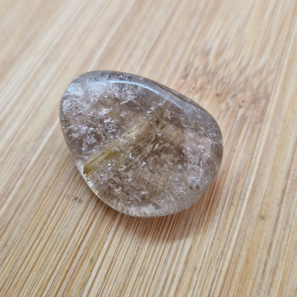 Rutil kvarc – polirani oblutak L
