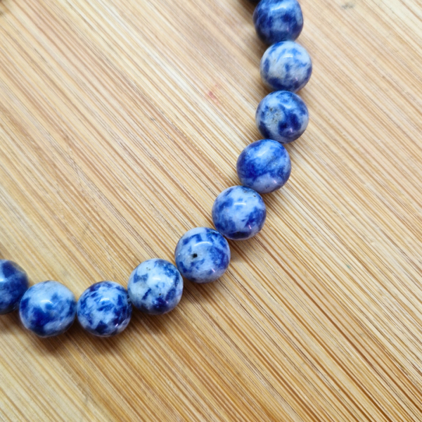 Sodalit narukvica kuglice 8 mm