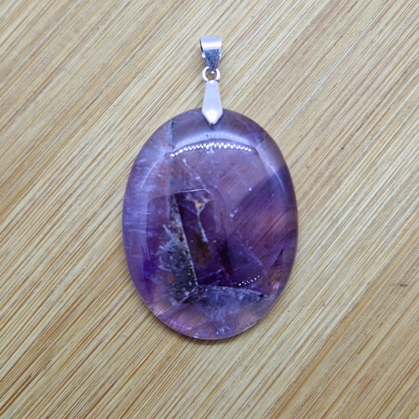 Ametist - privjesak kabušon ovalni