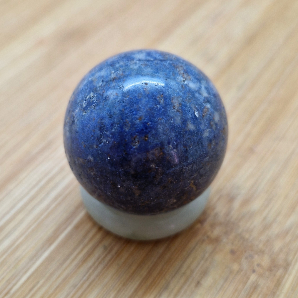 Dumortierit – kugla 3 cm