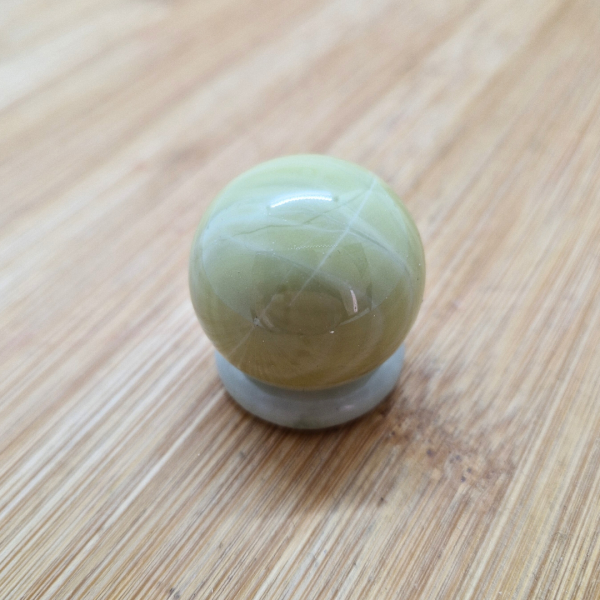 Serpentin Chitta – kugla 3 cm